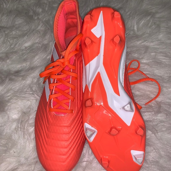 Sports Cleats❗️ - Picture 3 of 8